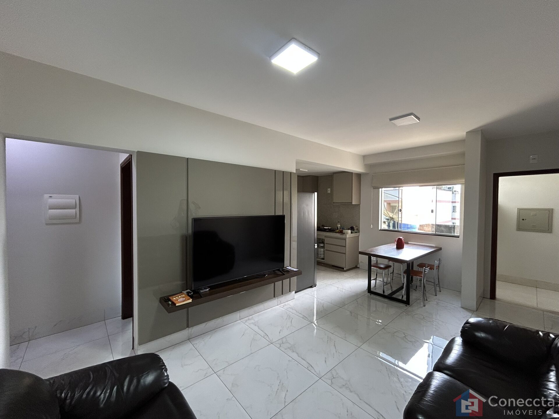 Apartamento à venda com 3 quartos, 93m² - Foto 3