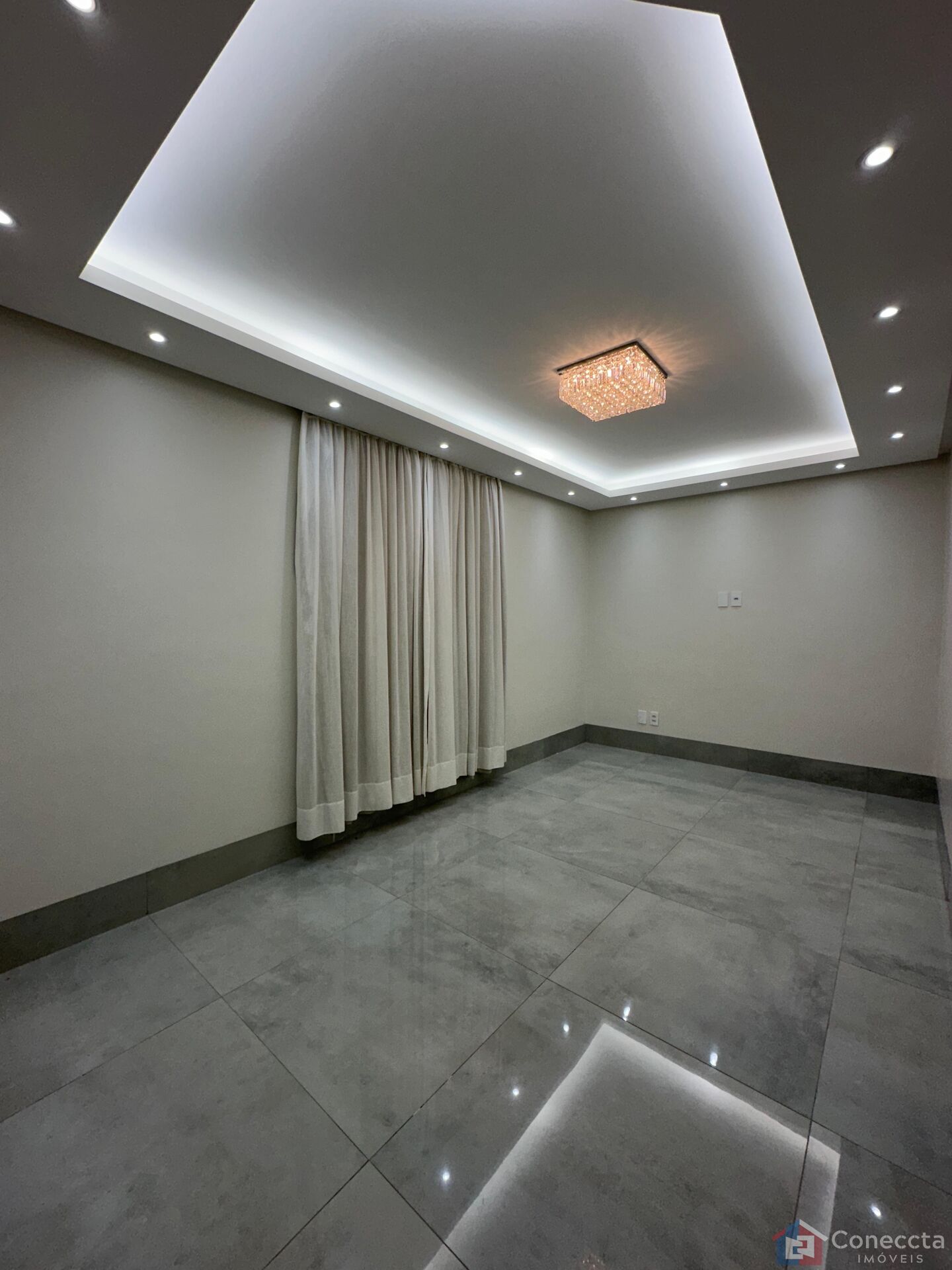 Casa à venda com 3 quartos, 326m² - Foto 3
