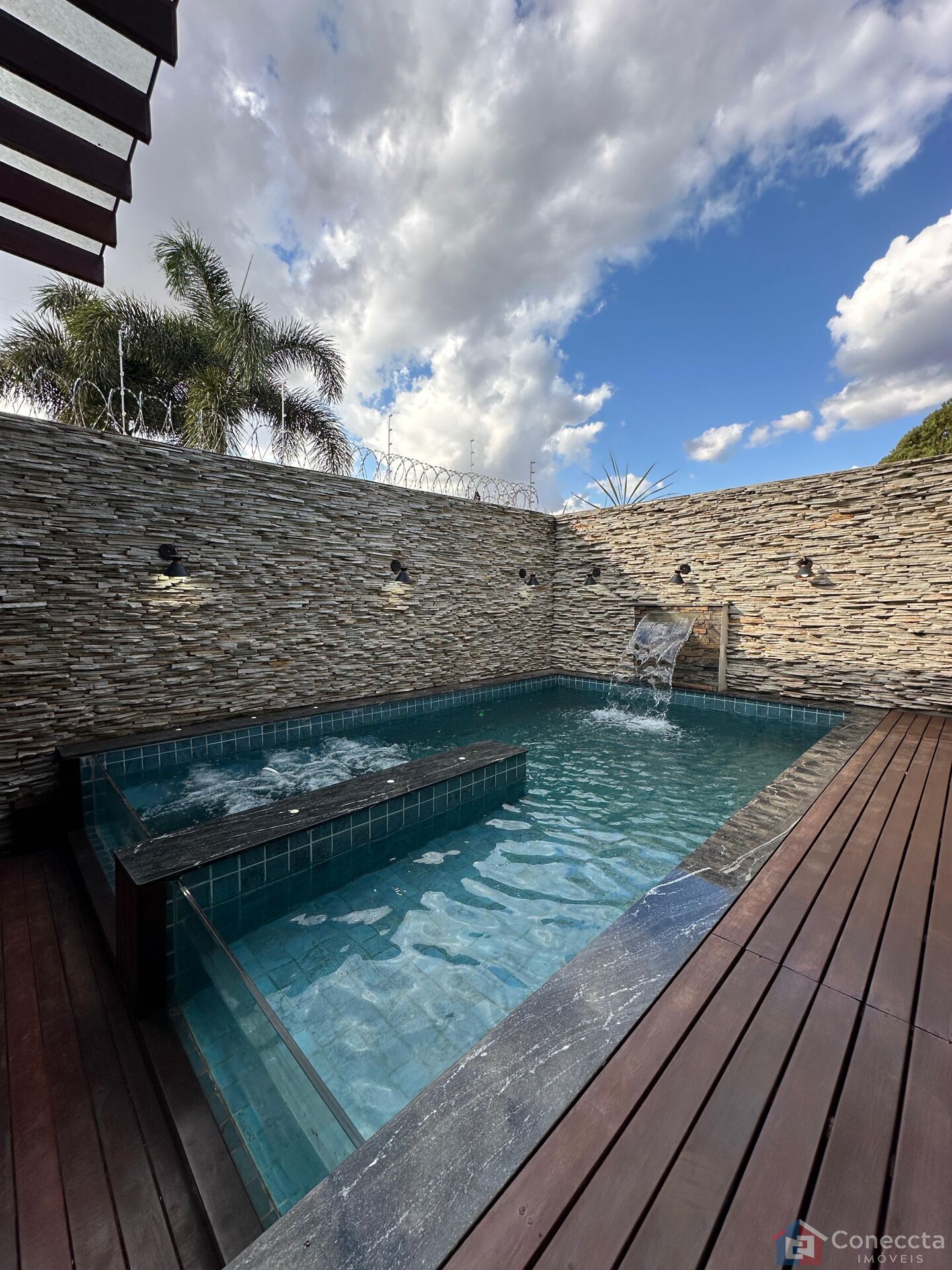 Casa à venda com 3 quartos, 326m² - Foto 16