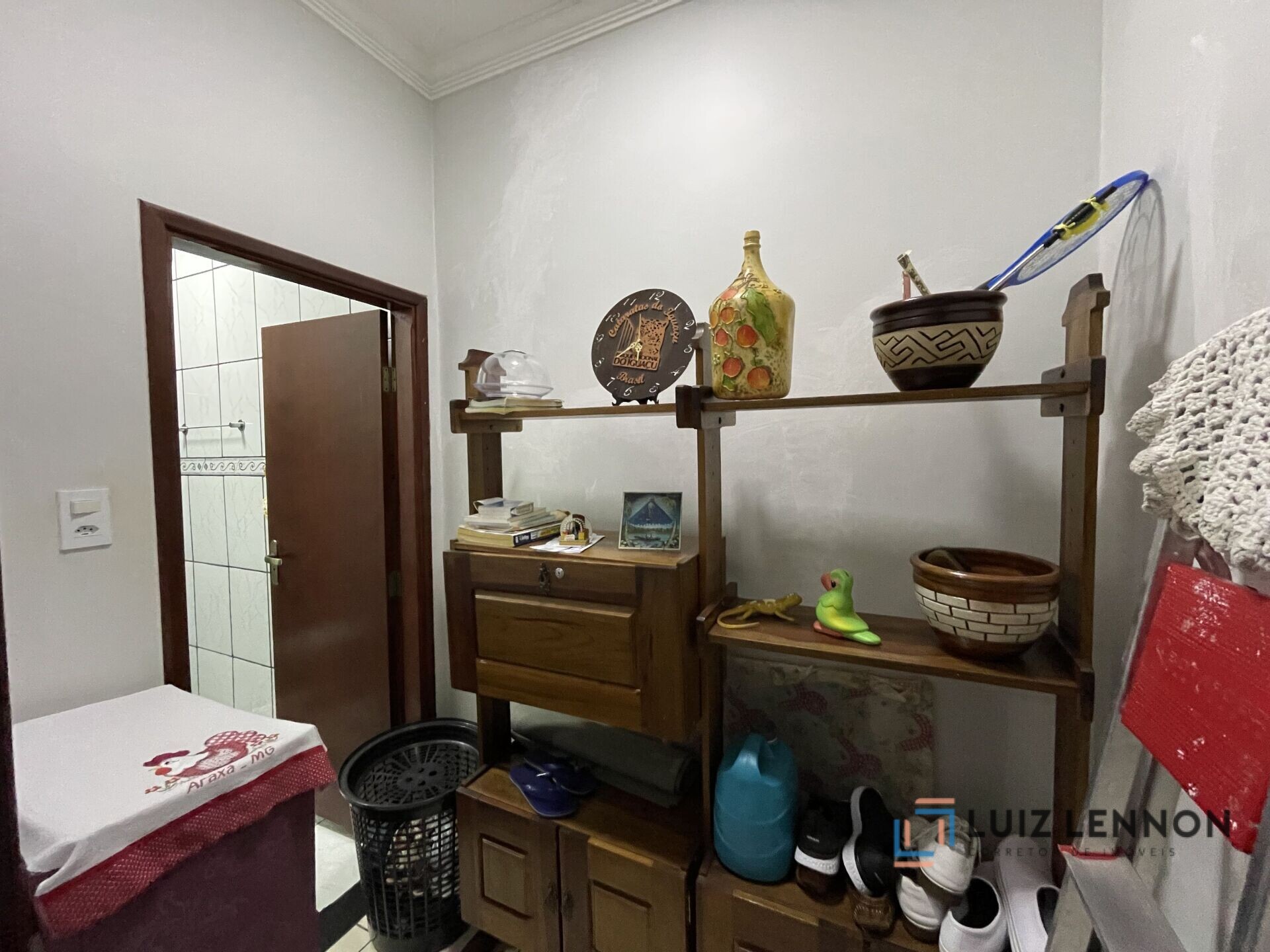 Casa à venda com 3 quartos, 200m² - Foto 6