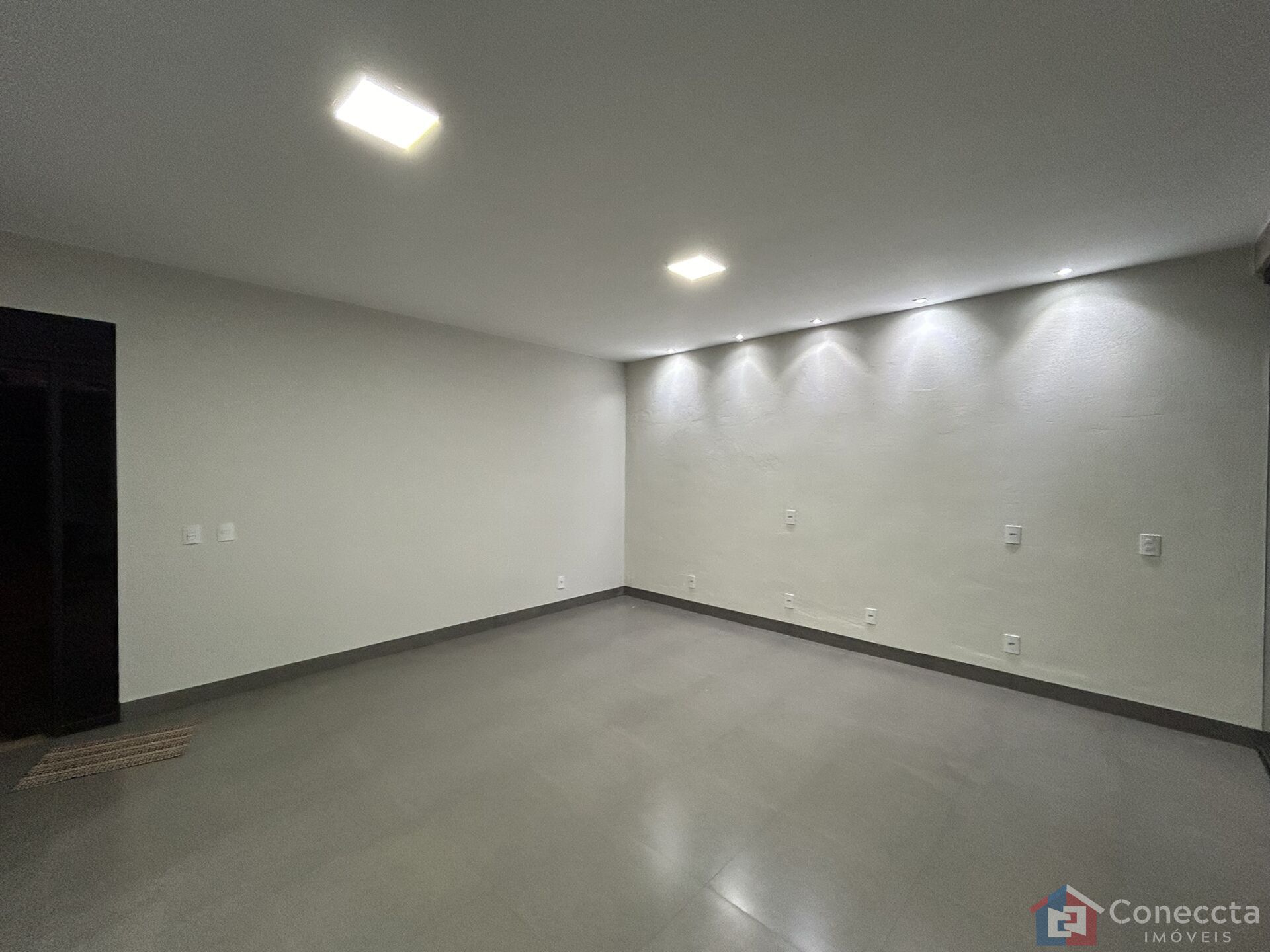 Casa à venda com 3 quartos, 155m² - Foto 2