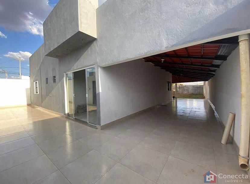 Casa à venda com 3 quartos, 140m² - Foto 1
