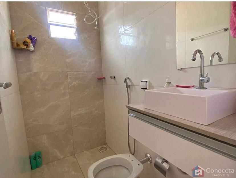 Casa à venda com 3 quartos, 140m² - Foto 3