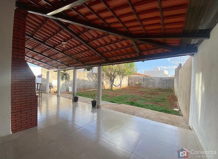 Casa à venda com 3 quartos, 140m² - Foto 2