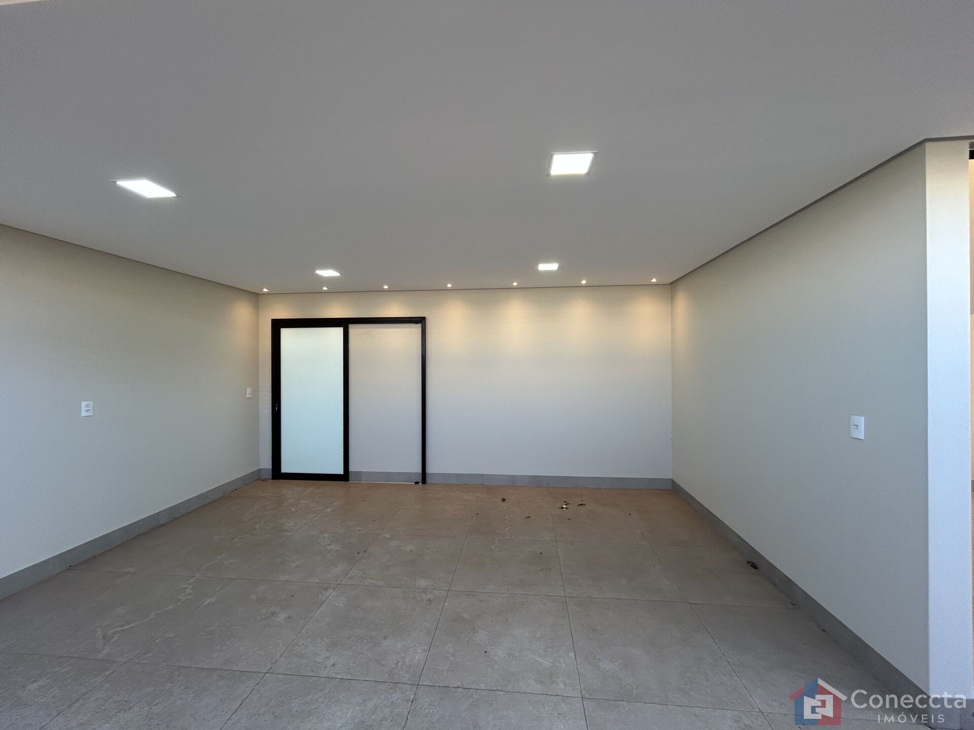 Casa à venda com 3 quartos, 161m² - Foto 2
