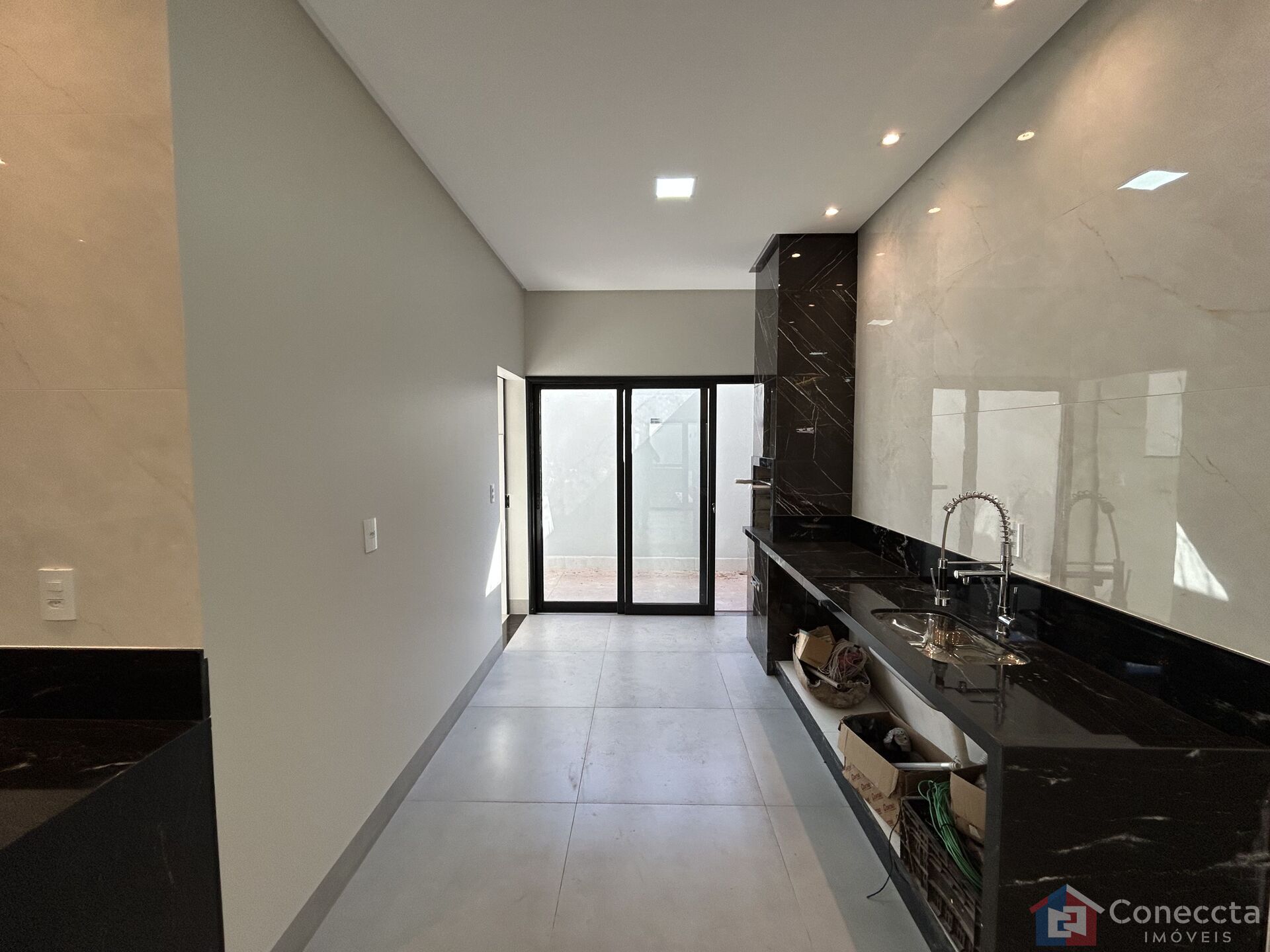Casa à venda com 3 quartos, 161m² - Foto 9