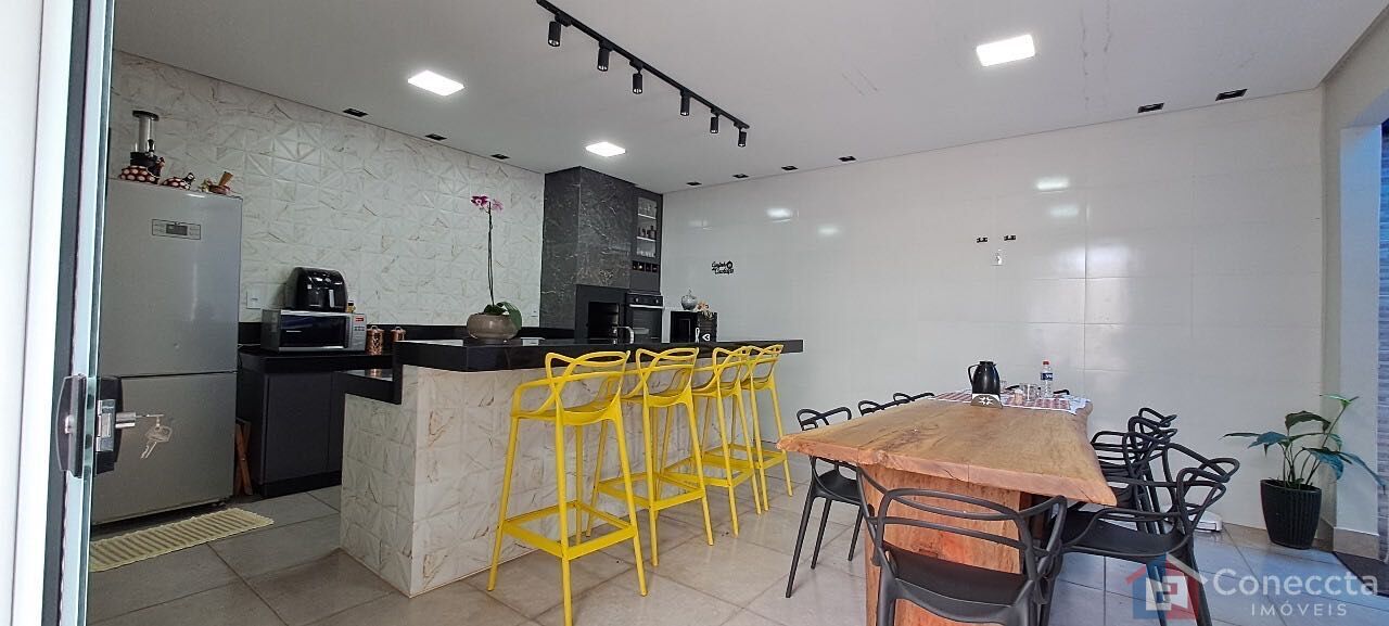 Casa à venda com 3 quartos, 253m² - Foto 17