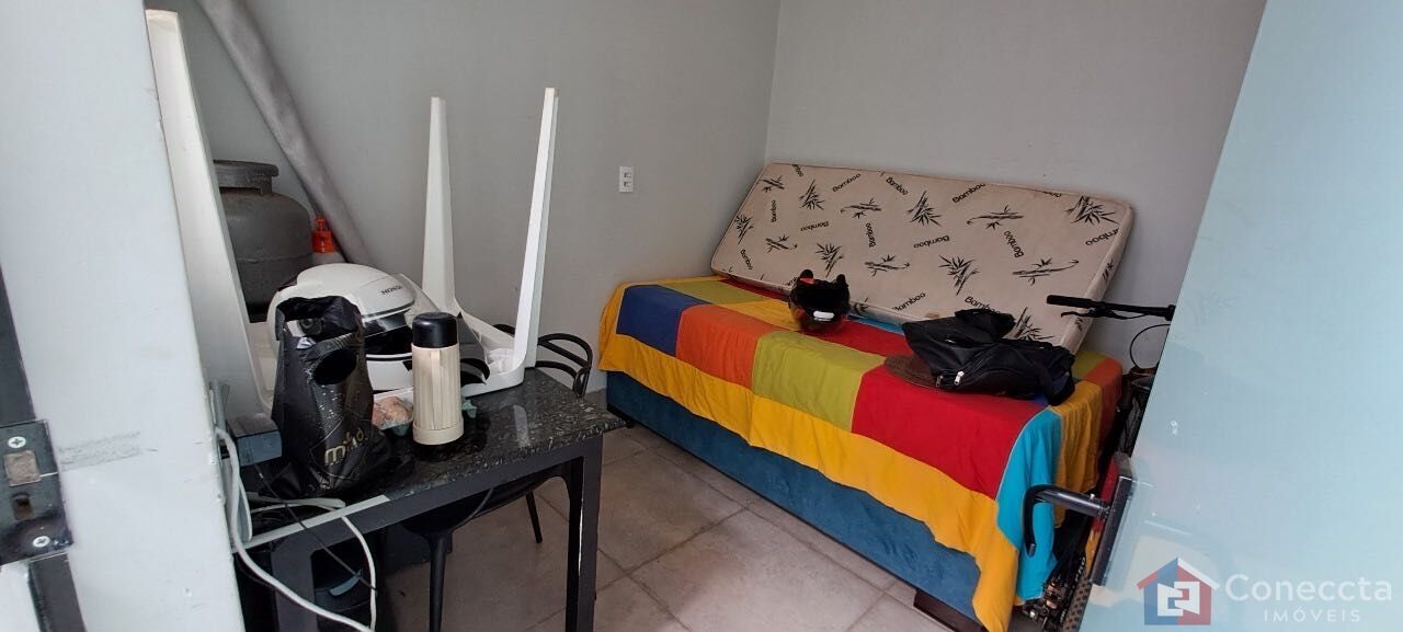 Casa à venda com 3 quartos, 253m² - Foto 10