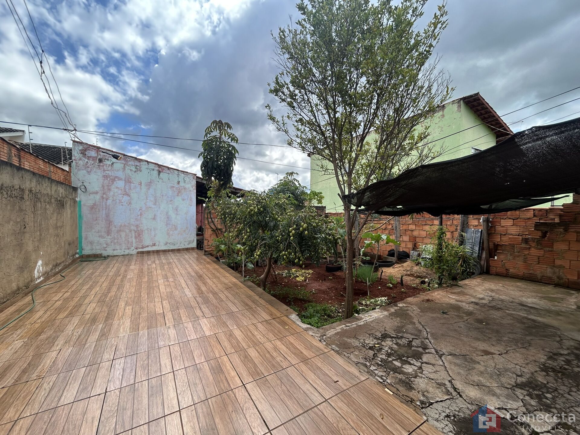 Casa à venda com 2 quartos, 87m² - Foto 1