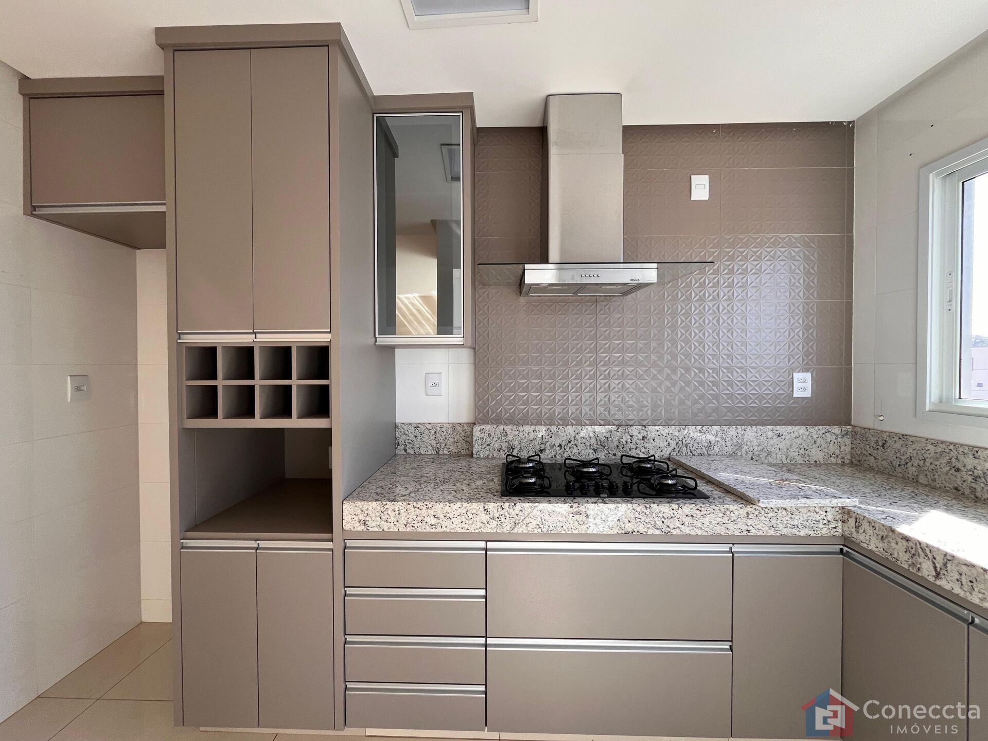 Apartamento à venda com 2 quartos, 70m² - Foto 6