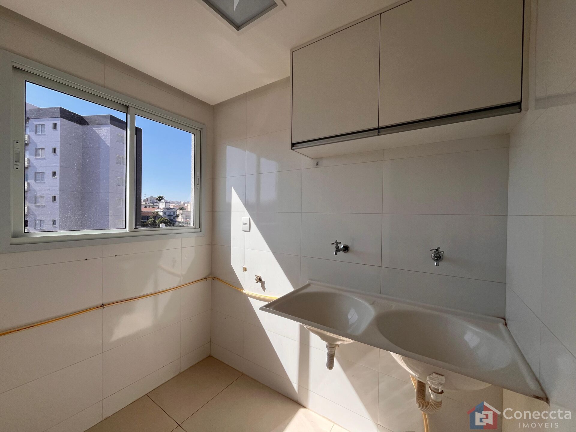 Apartamento à venda com 2 quartos, 70m² - Foto 13