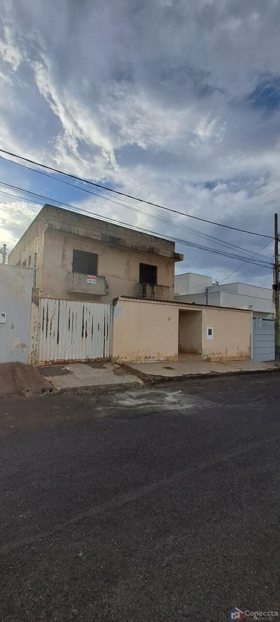Casa à venda com 8 quartos - Foto 1