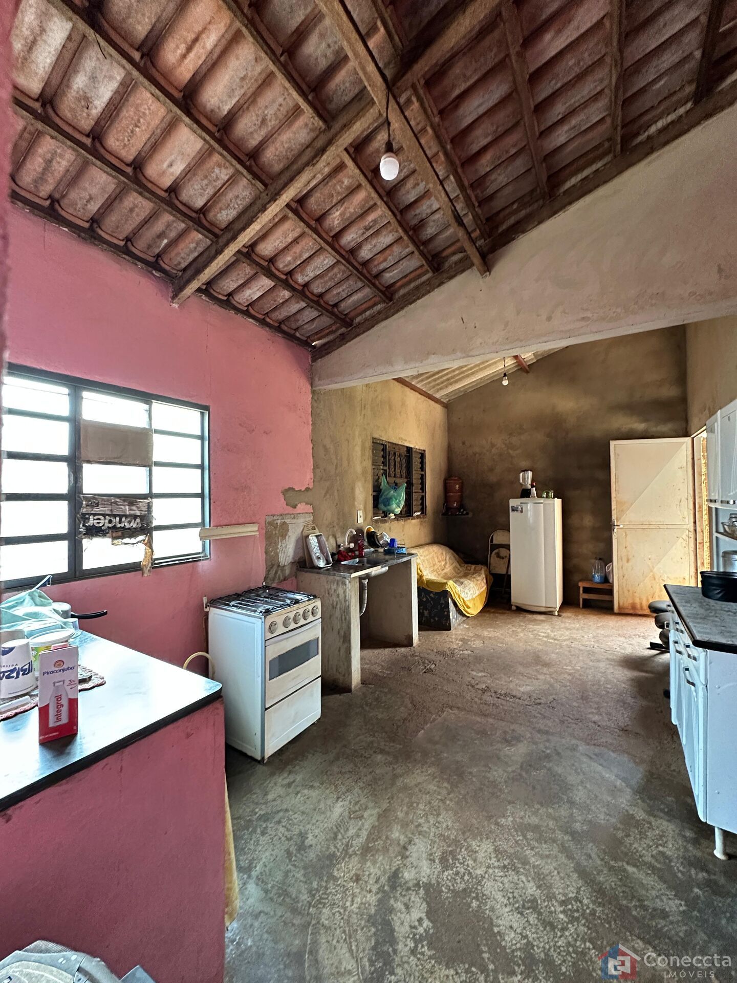 Casa à venda com 2 quartos, 60m² - Foto 5