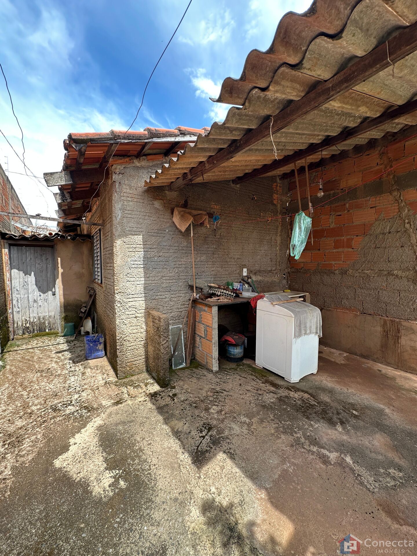 Casa à venda com 2 quartos, 60m² - Foto 7