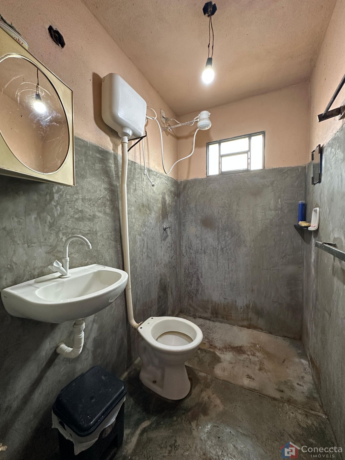 Casa à venda com 2 quartos, 60m² - Foto 4