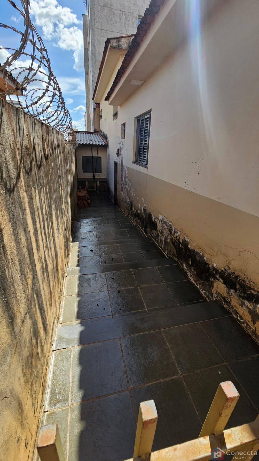 Casa à venda com 4 quartos, 255m² - Foto 13