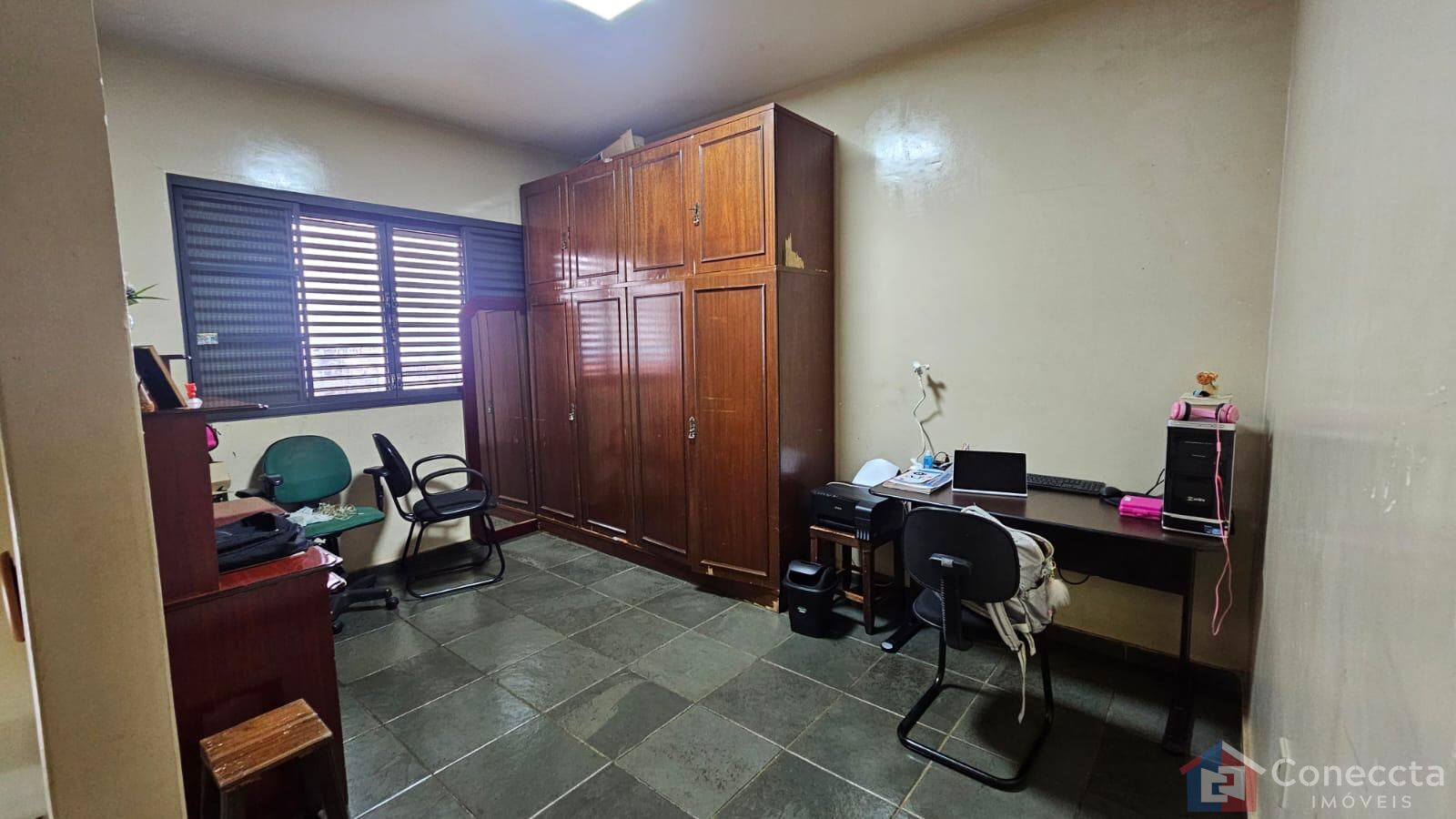 Casa à venda com 4 quartos, 255m² - Foto 28