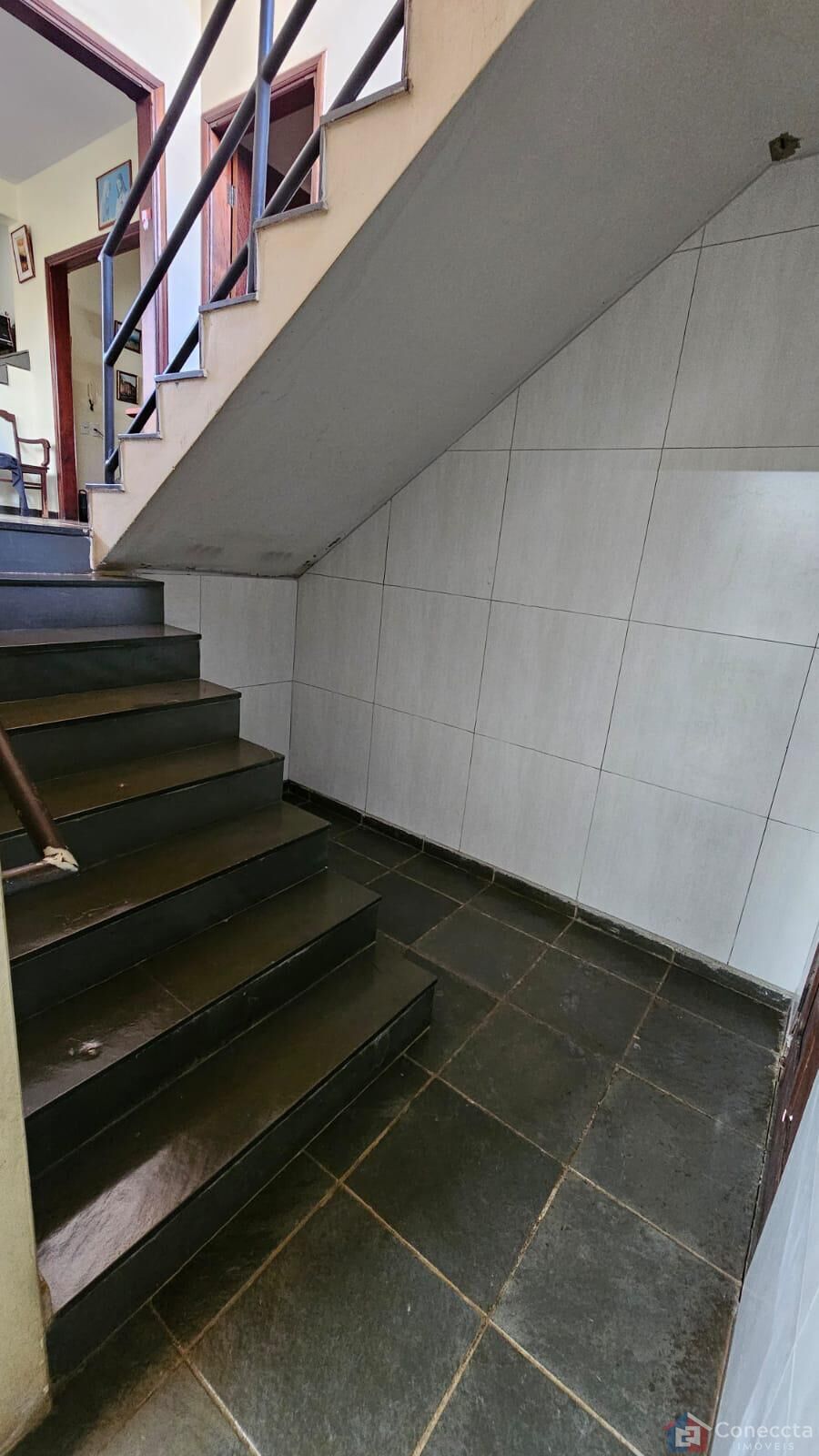 Casa à venda com 4 quartos, 255m² - Foto 32
