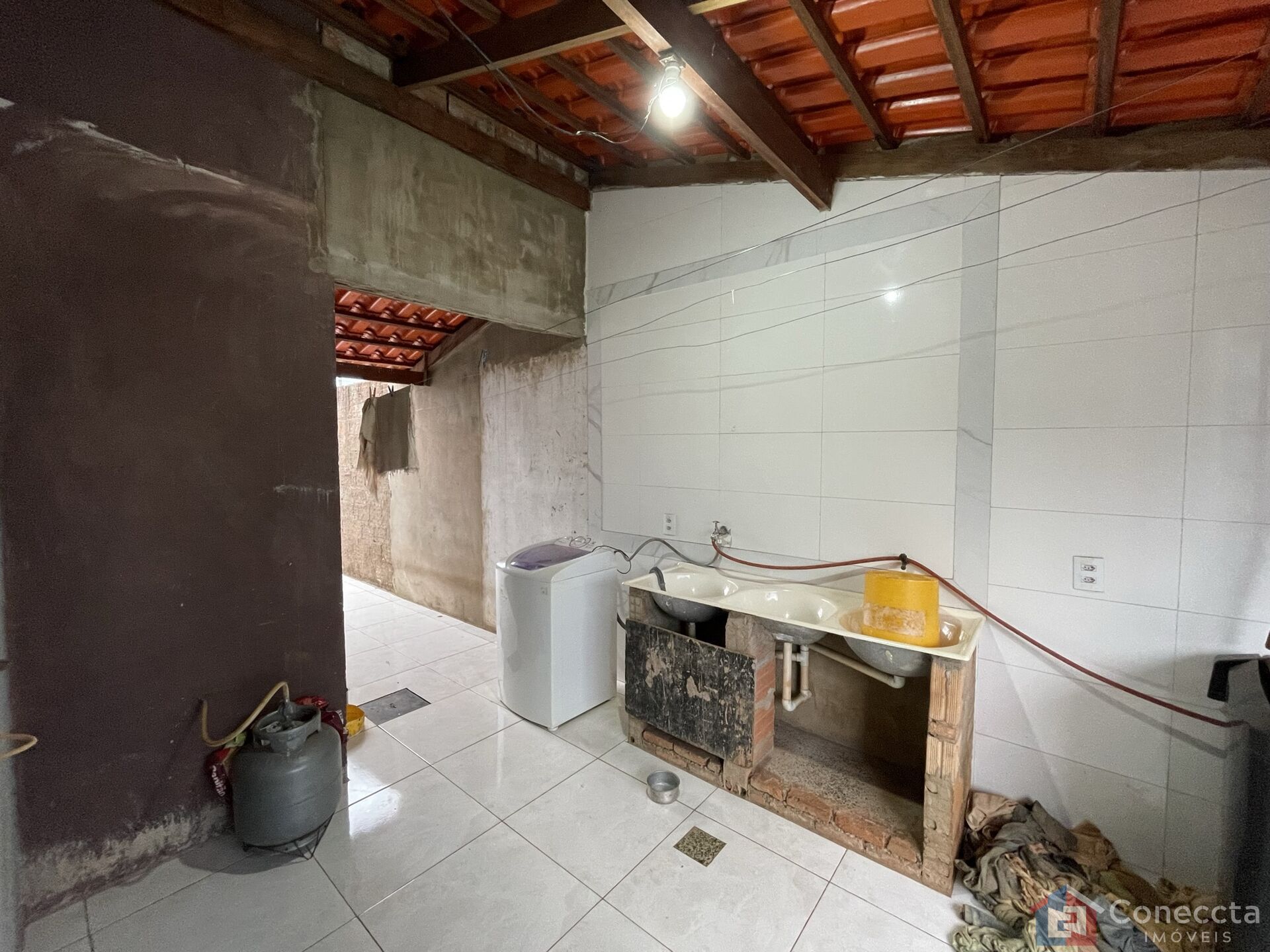 Casa à venda com 2 quartos, 99m² - Foto 10