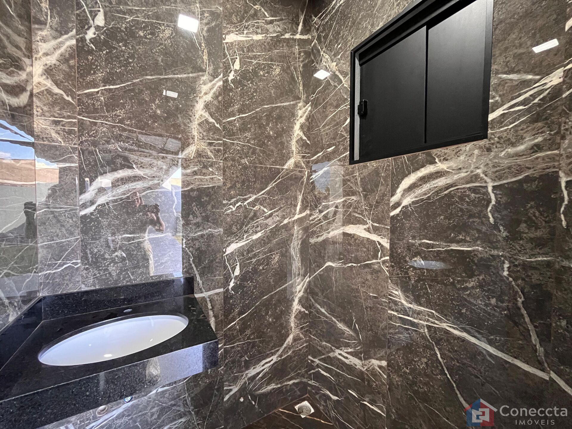Casa à venda com 3 quartos, 197m² - Foto 18