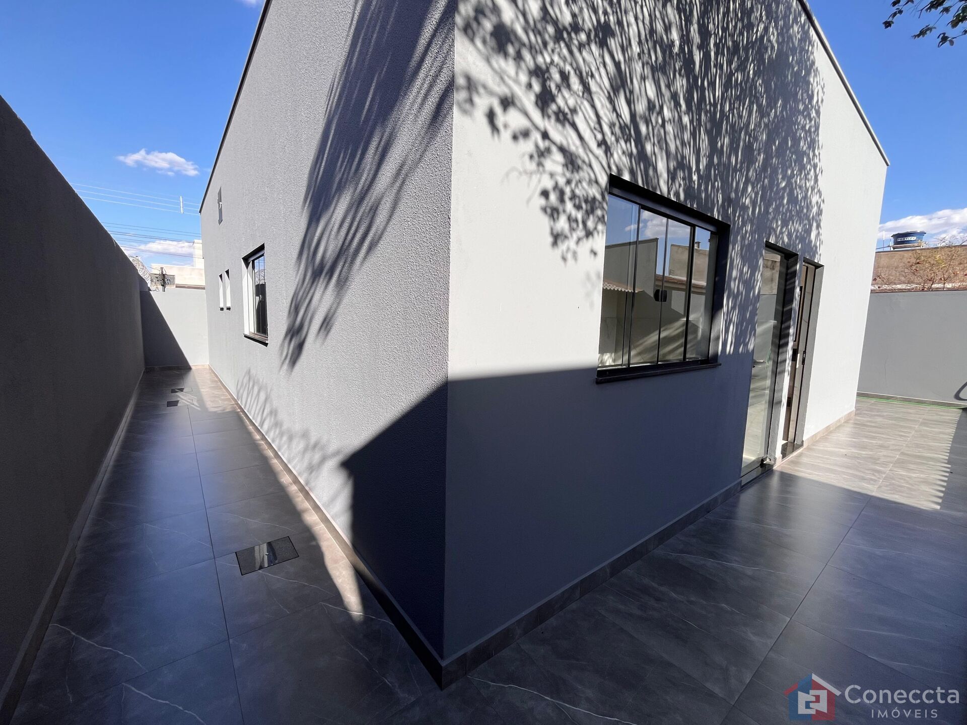 Casa à venda com 3 quartos, 197m² - Foto 4