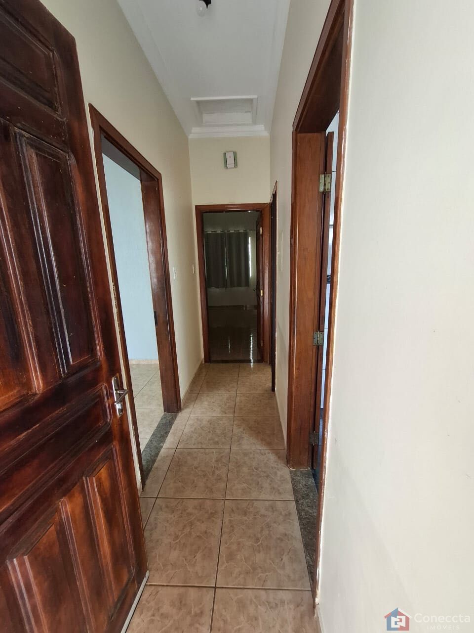 Casa para alugar com 3 quartos, 359m² - Foto 4