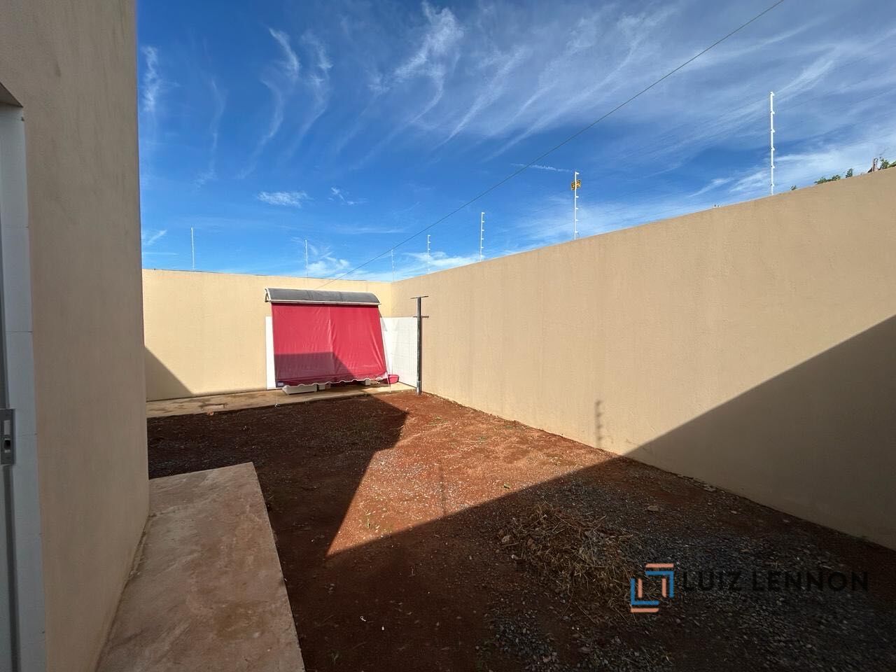 Casa à venda com 2 quartos, 60m² - Foto 5