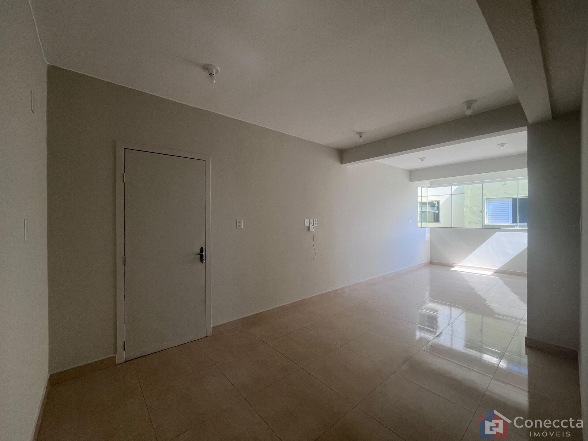Apartamento à venda com 3 quartos, 94m² - Foto 1