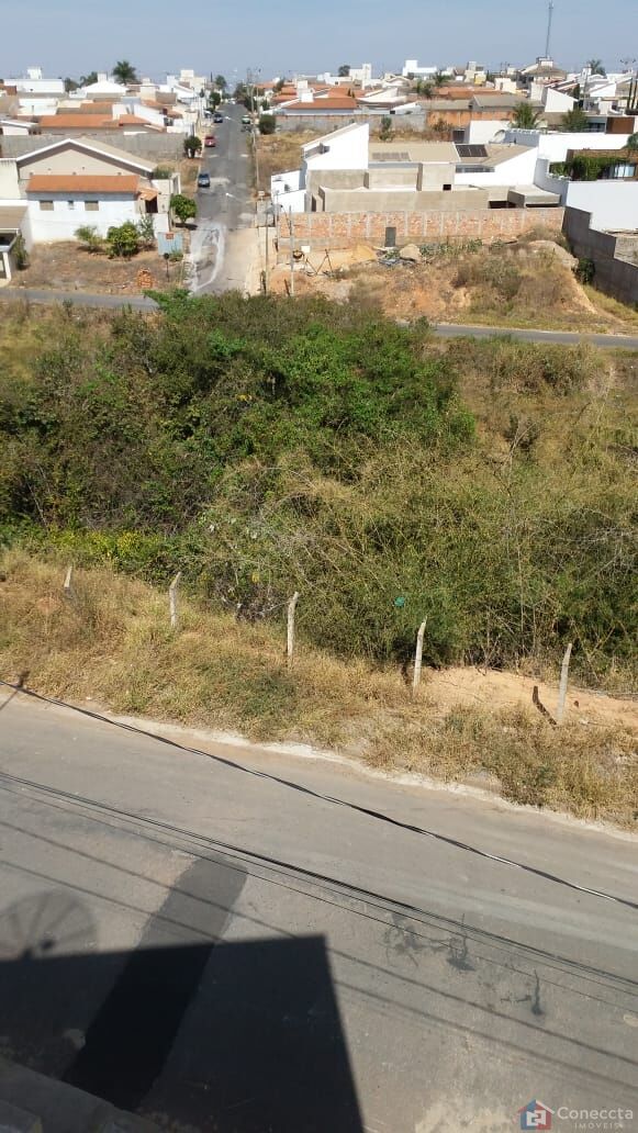 Apartamento à venda com 2 quartos, 64m² - Foto 4