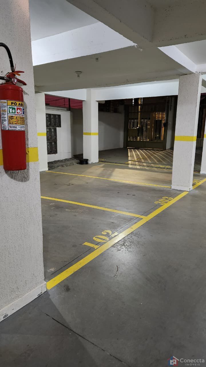 Apartamento à venda com 2 quartos, 65m² - Foto 15
