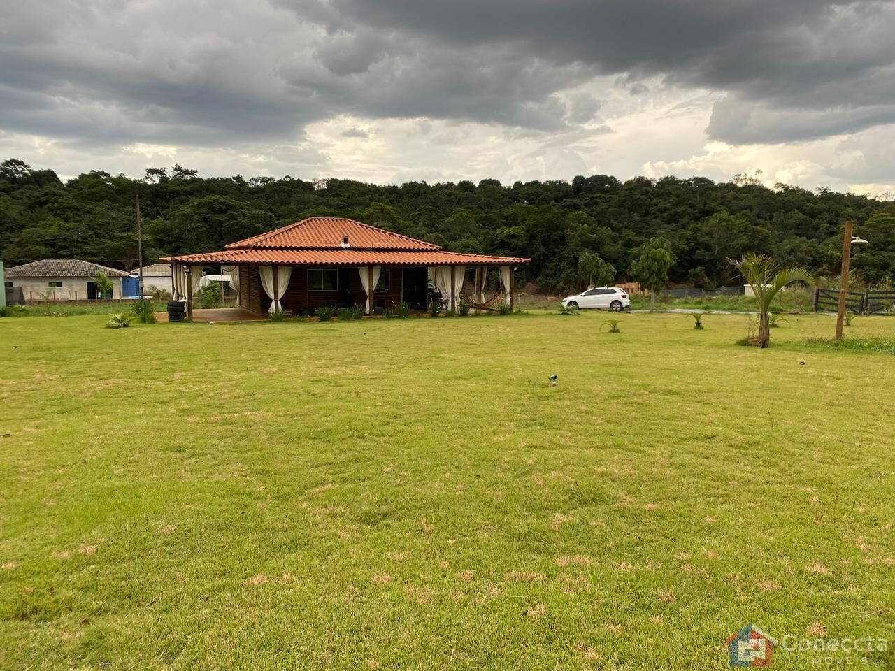 Chácara à venda com 2 quartos, 4239m² - Foto 2