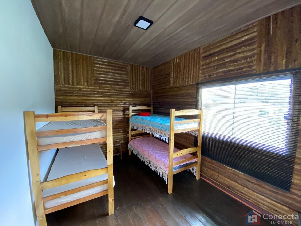 Chácara à venda com 2 quartos, 4239m² - Foto 18