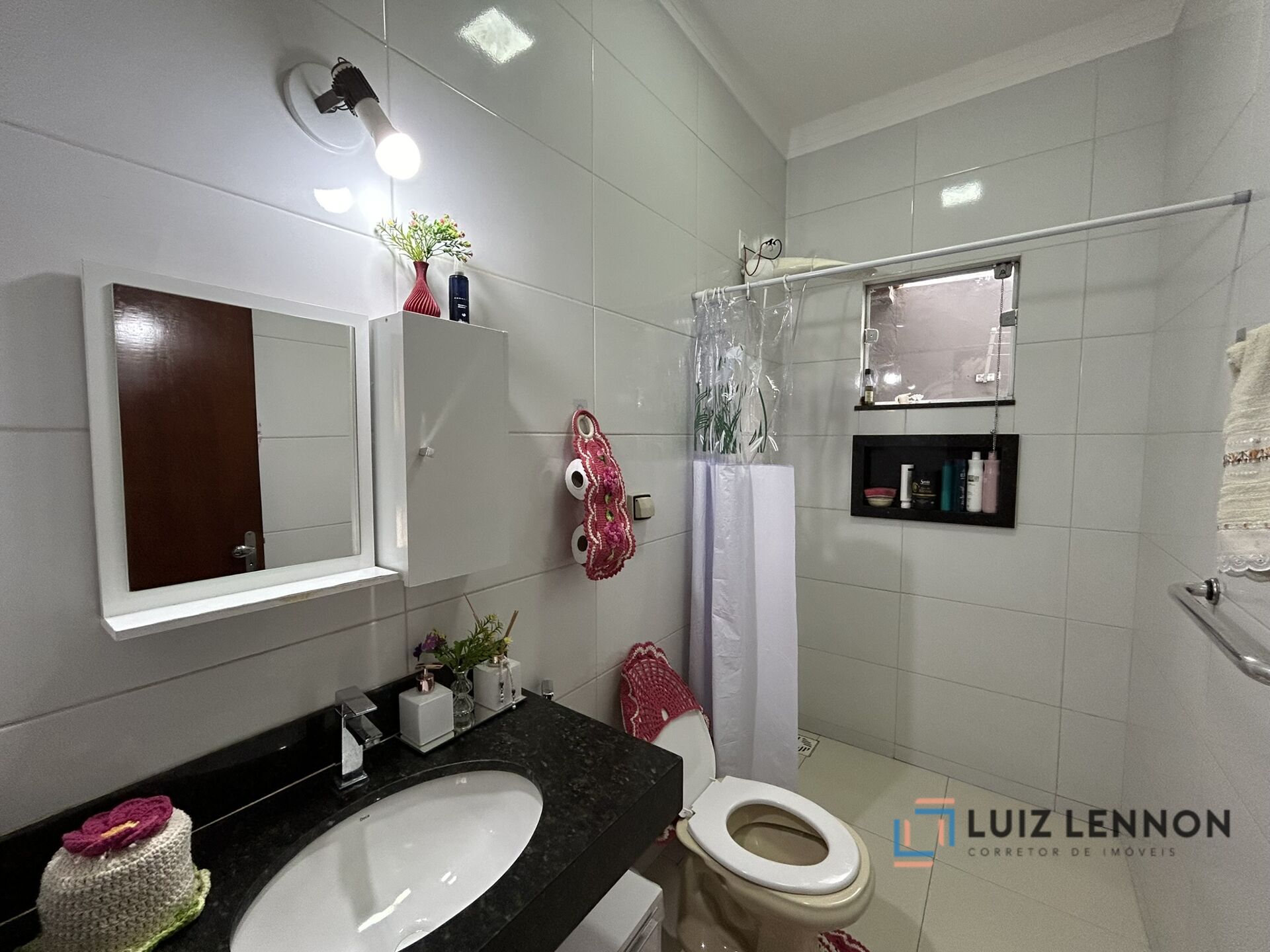 Casa à venda com 4 quartos, 177m² - Foto 16