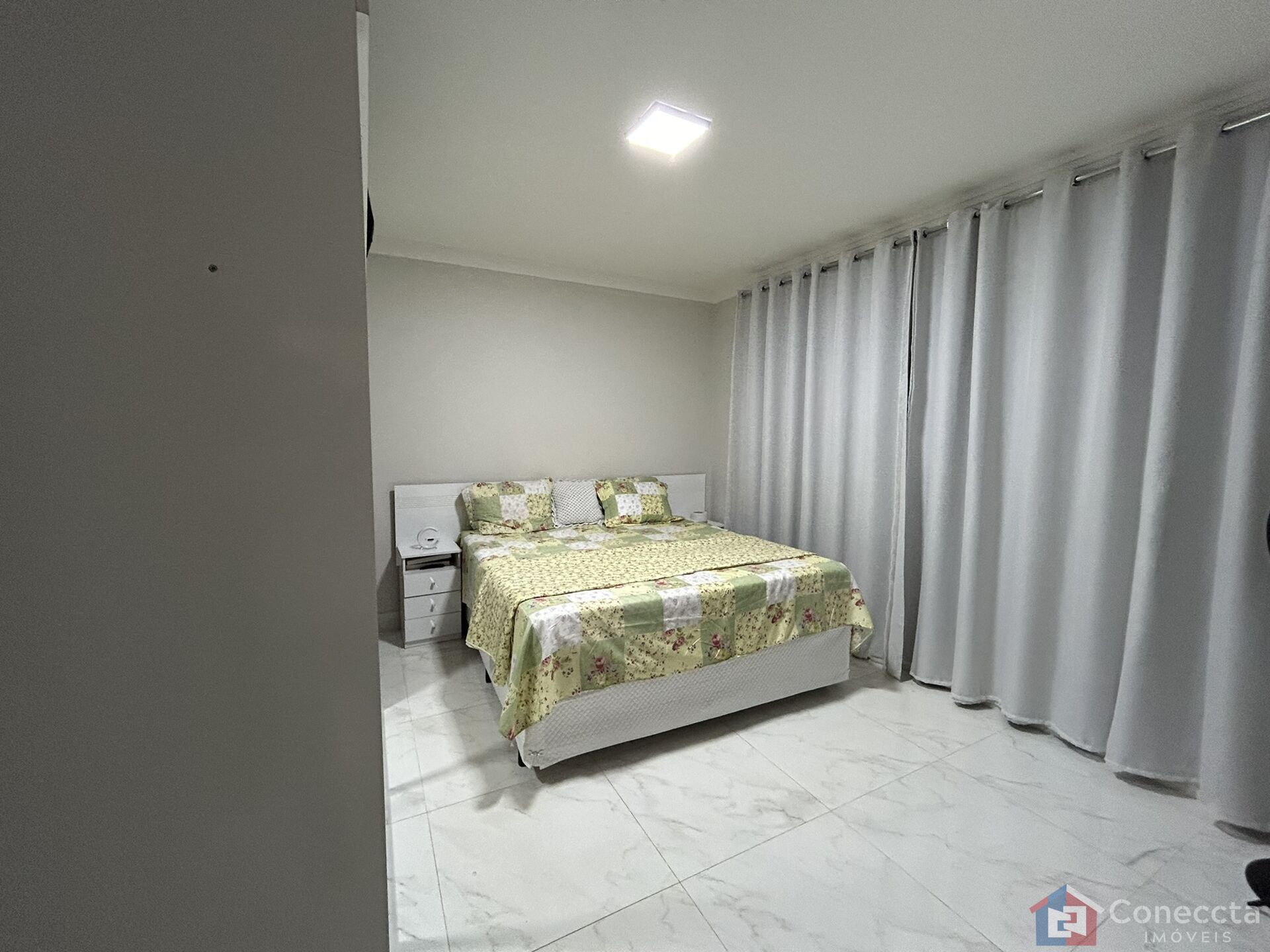 Casa à venda com 4 quartos, 177m² - Foto 9