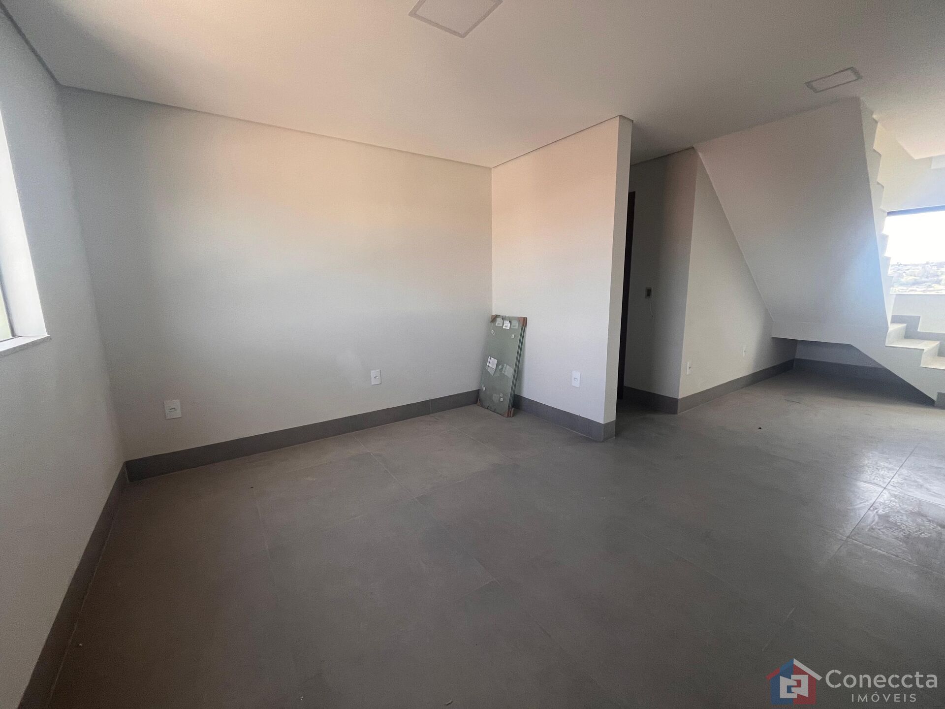 Cobertura à venda com 2 quartos, 124m² - Foto 2