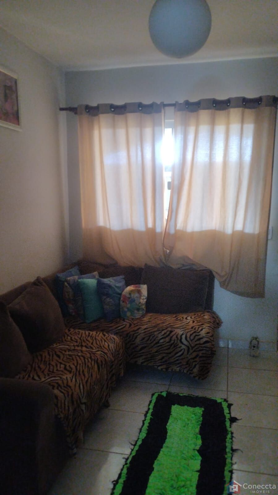 Casa à venda com 2 quartos, 61m² - Foto 1
