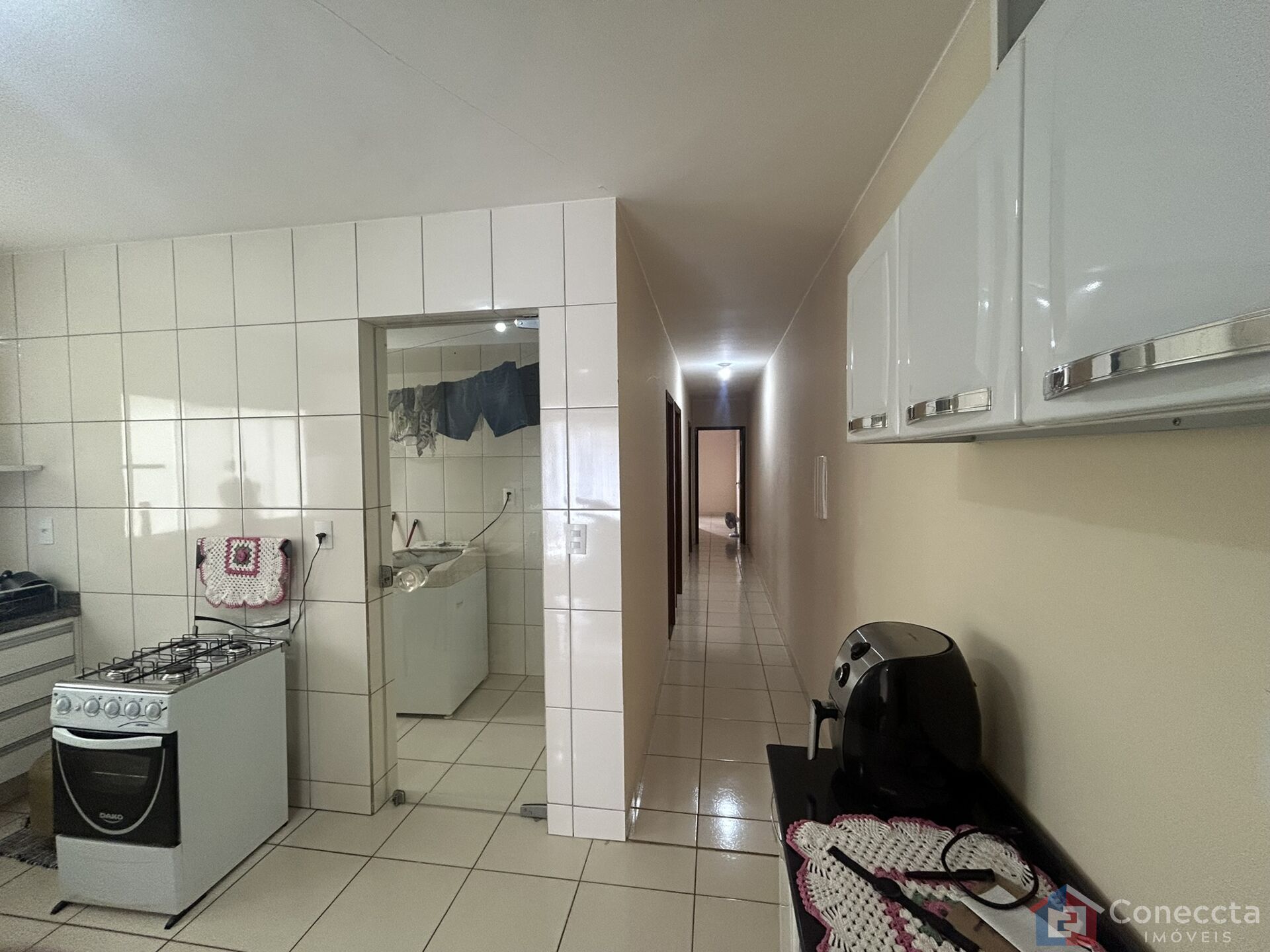 Apartamento à venda com 3 quartos, 86m² - Foto 2