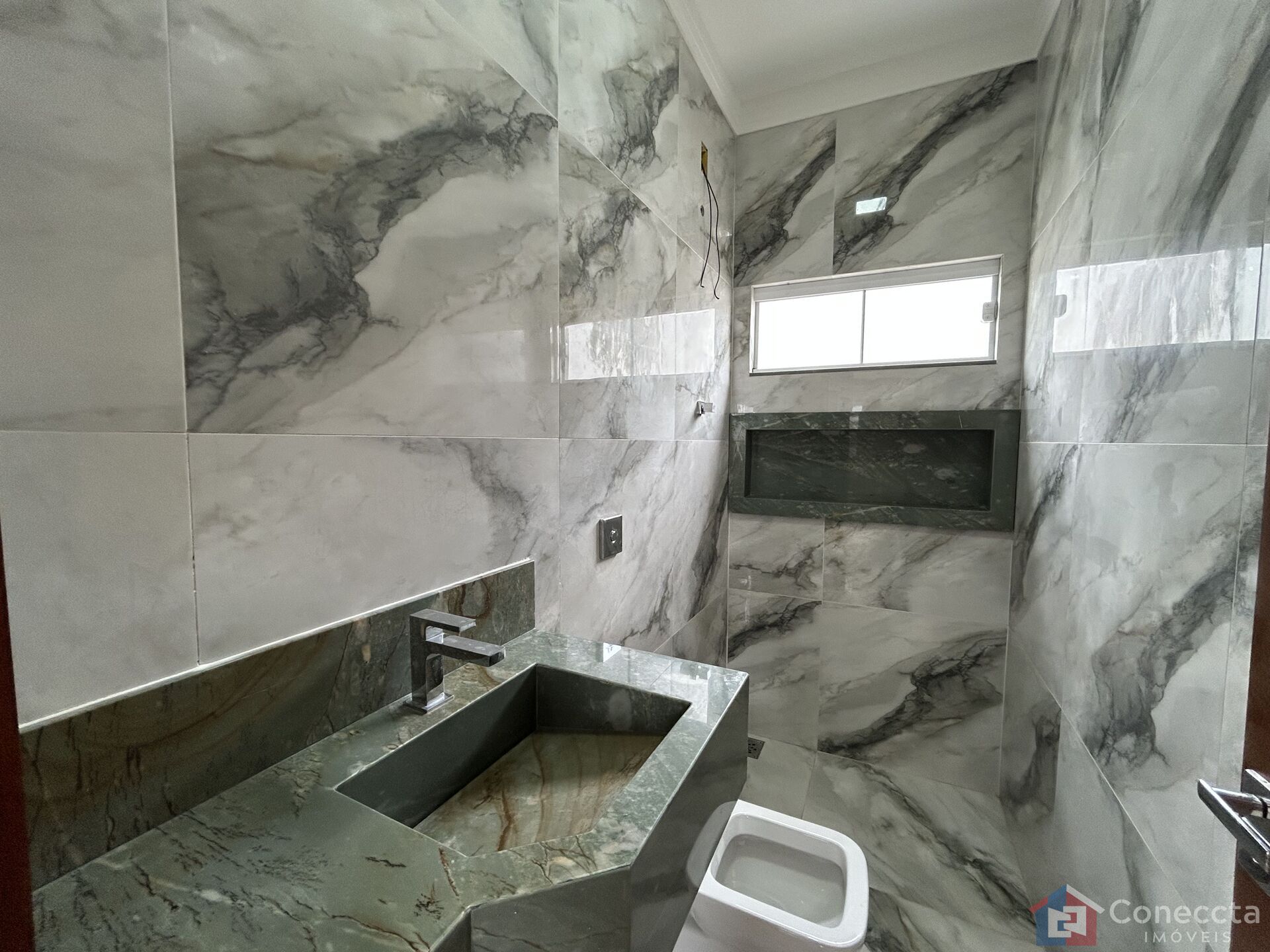 Casa à venda com 2 quartos, 60m² - Foto 12