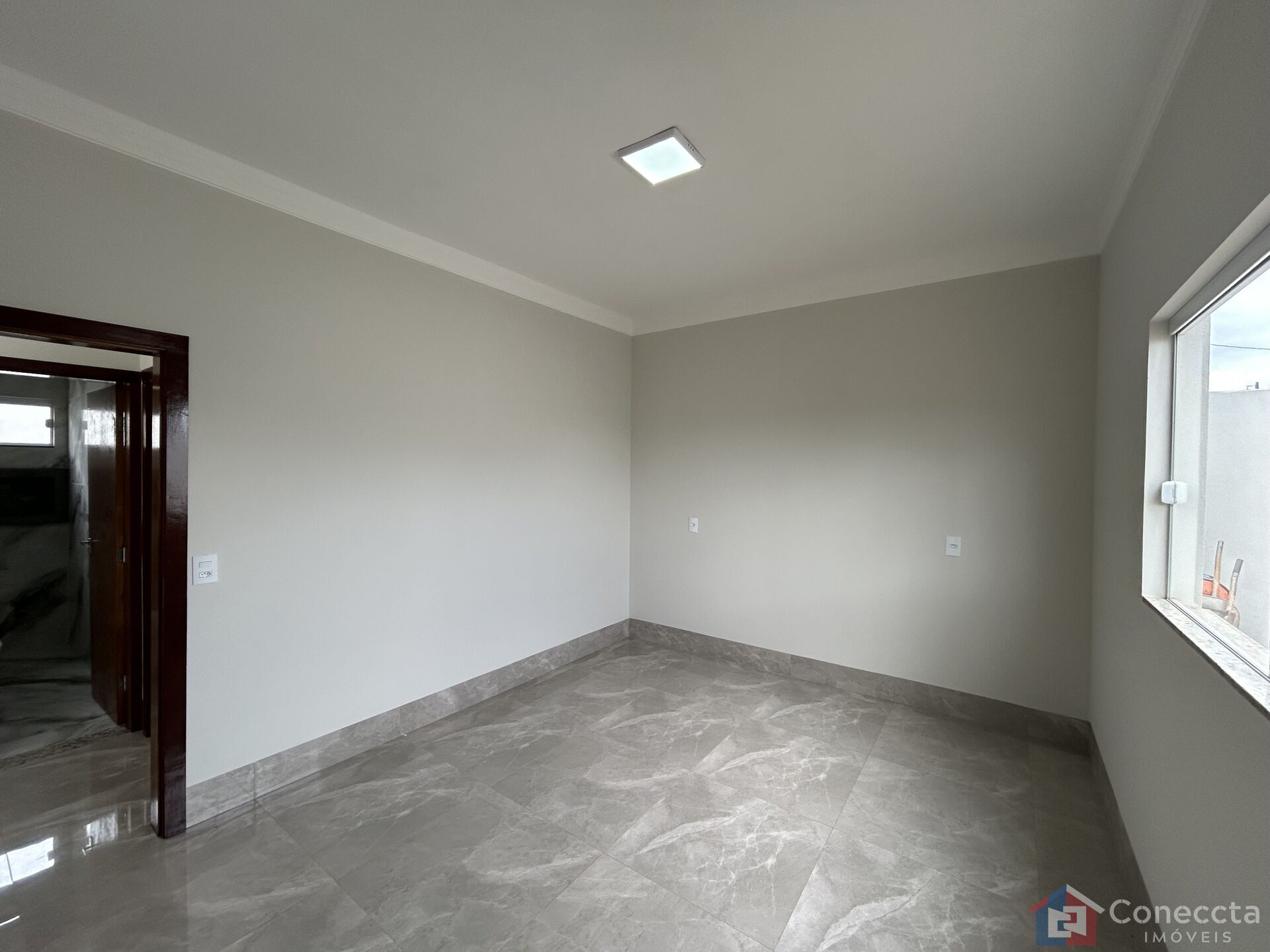 Casa à venda com 2 quartos, 60m² - Foto 9
