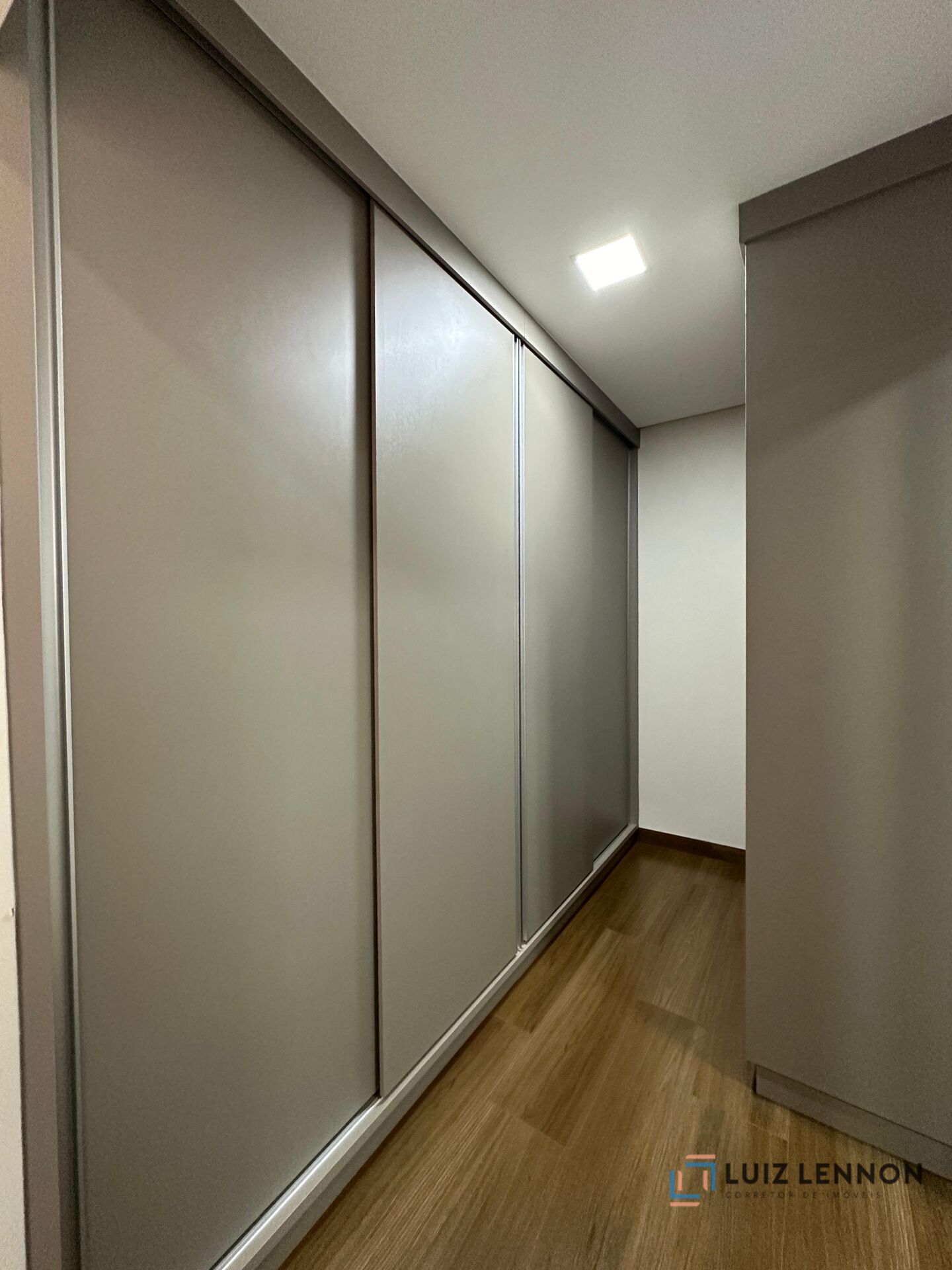 Casa à venda com 3 quartos, 310m² - Foto 15