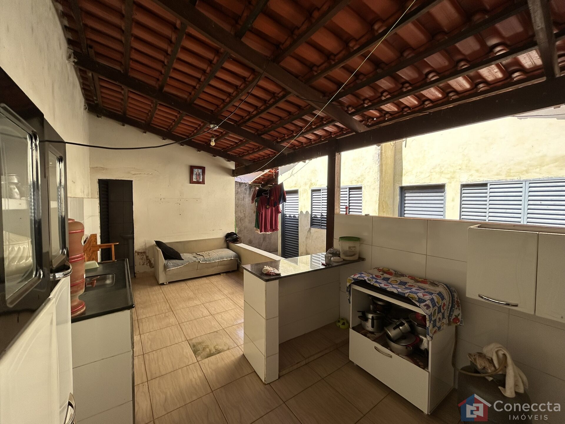 Casa à venda com 4 quartos, 90m² - Foto 17