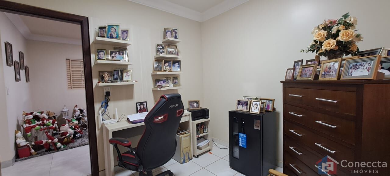 Casa, 3 quartos, 250 m² - Foto 12