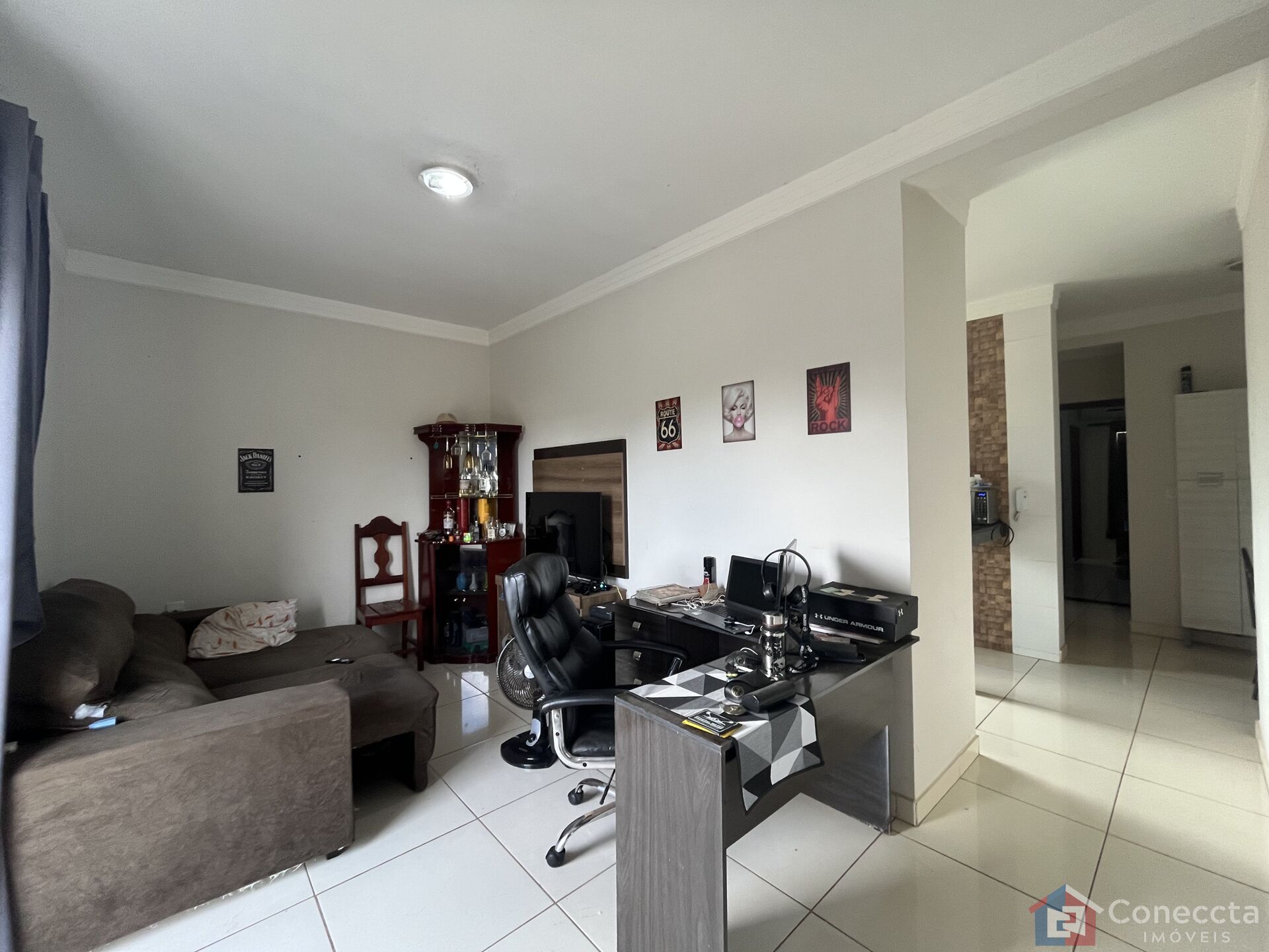 Apartamento à venda com 2 quartos, 69m² - Foto 1