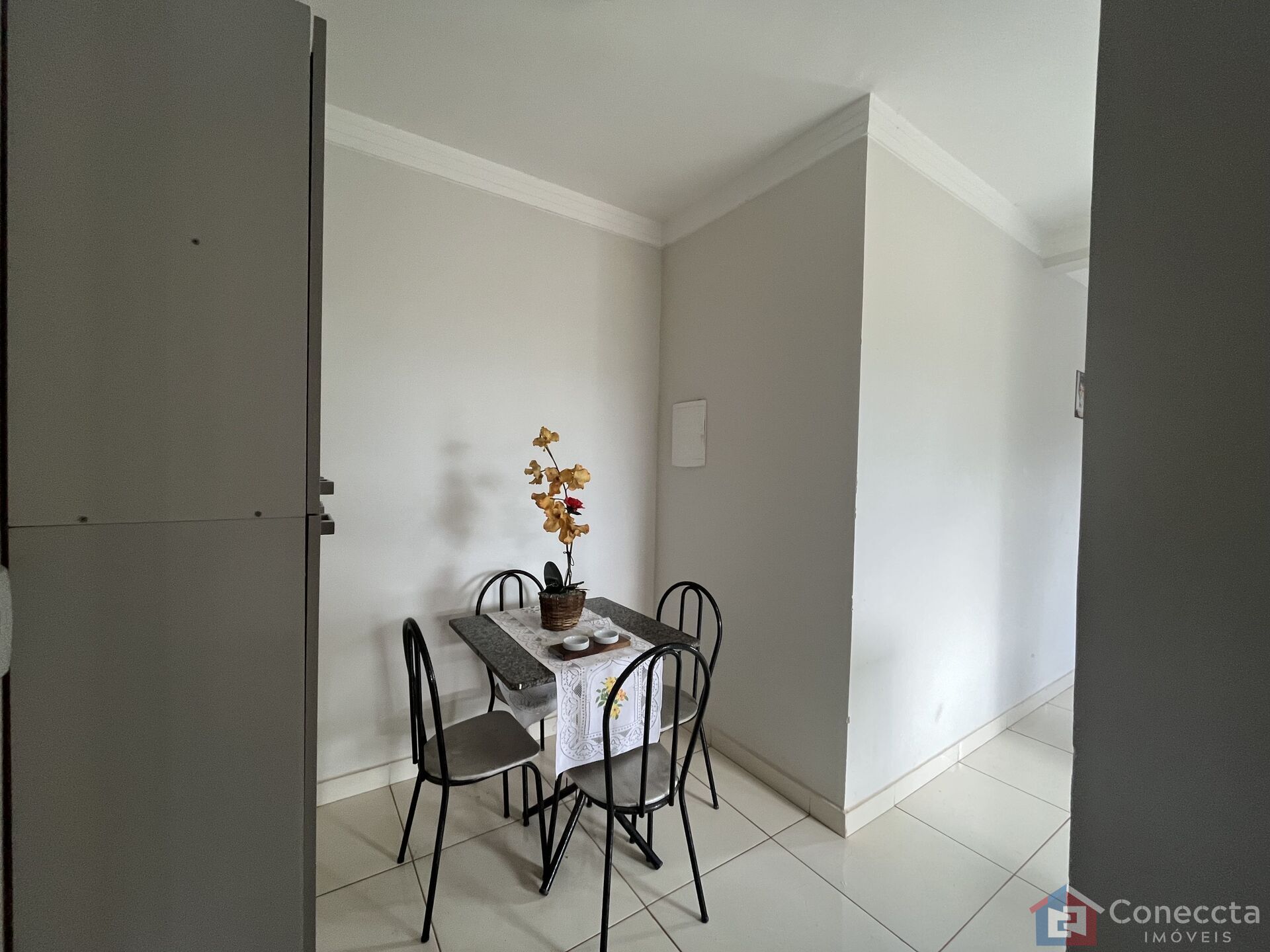Apartamento à venda com 2 quartos, 69m² - Foto 4