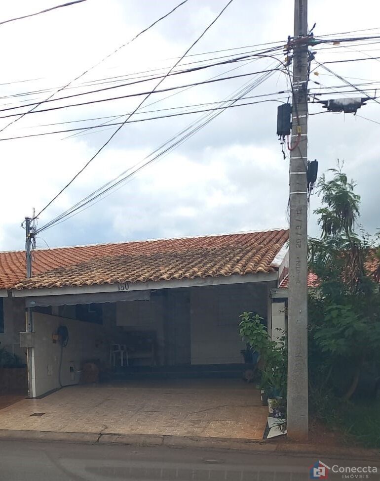 Casa de Condomínio à venda com 4 quartos, 90m² - Foto 1