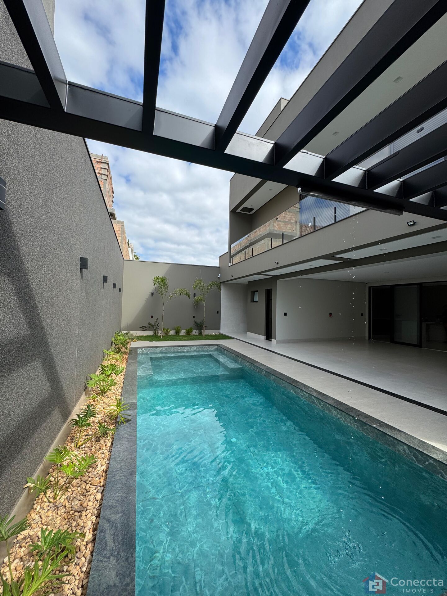 Casa à venda com 5 quartos, 434m² - Foto 2