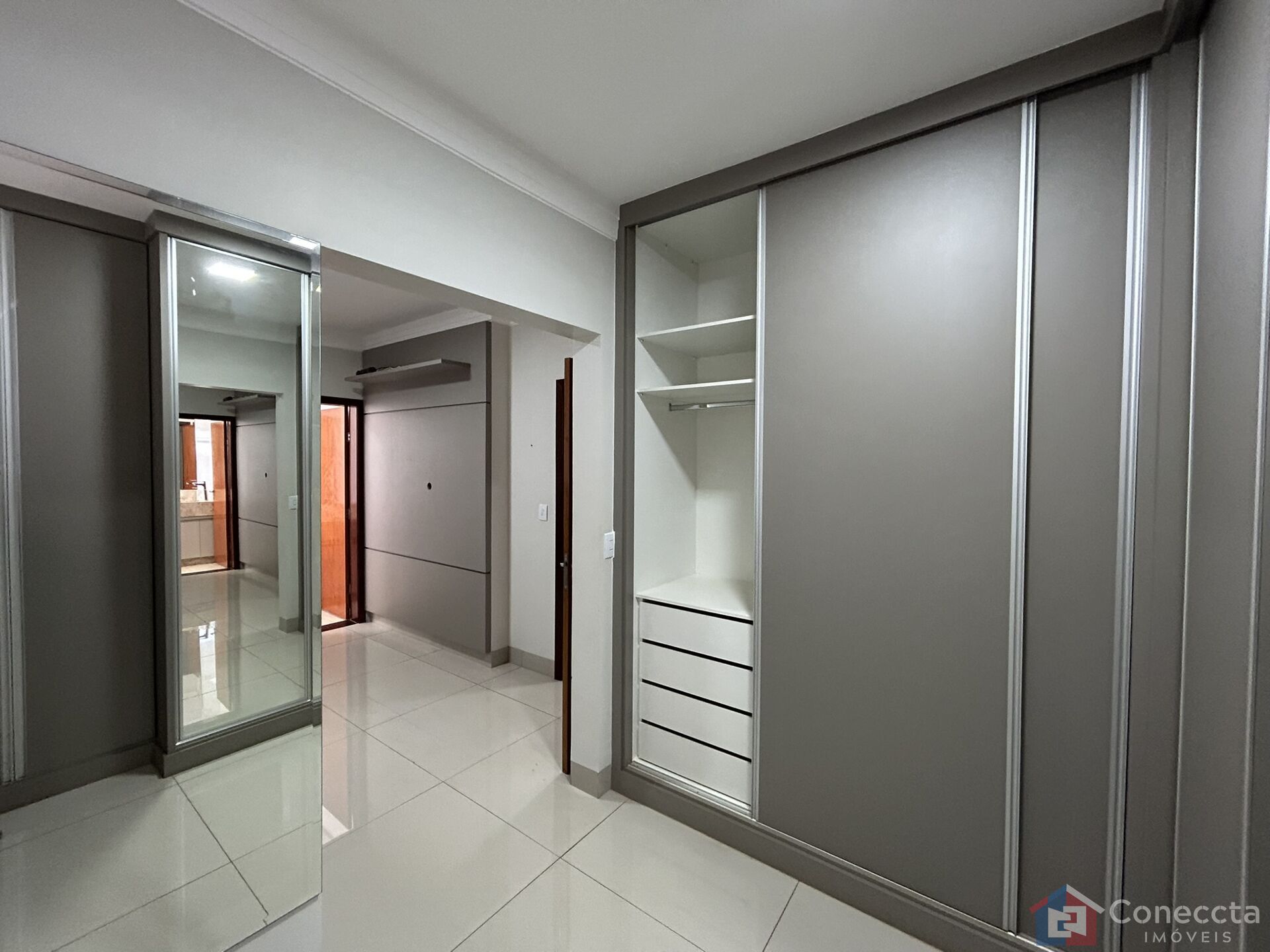 Apartamento à venda com 2 quartos, 77m² - Foto 20