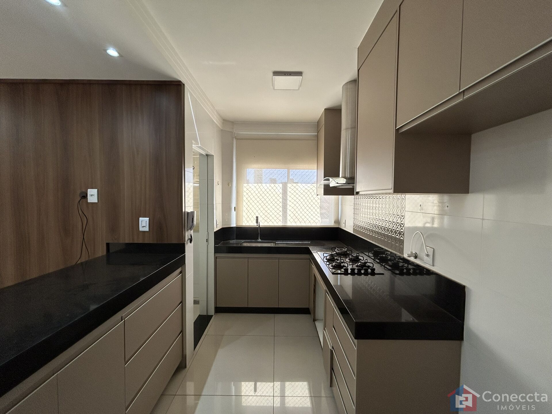 Apartamento à venda com 2 quartos, 77m² - Foto 6