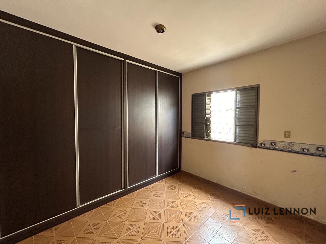 Casa à venda com 4 quartos, 176m² - Foto 7