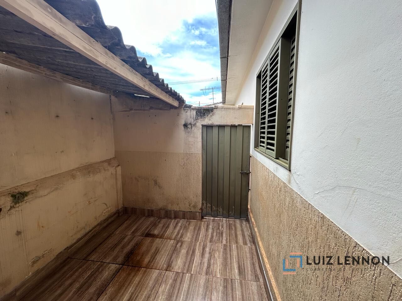 Casa à venda com 4 quartos, 176m² - Foto 18